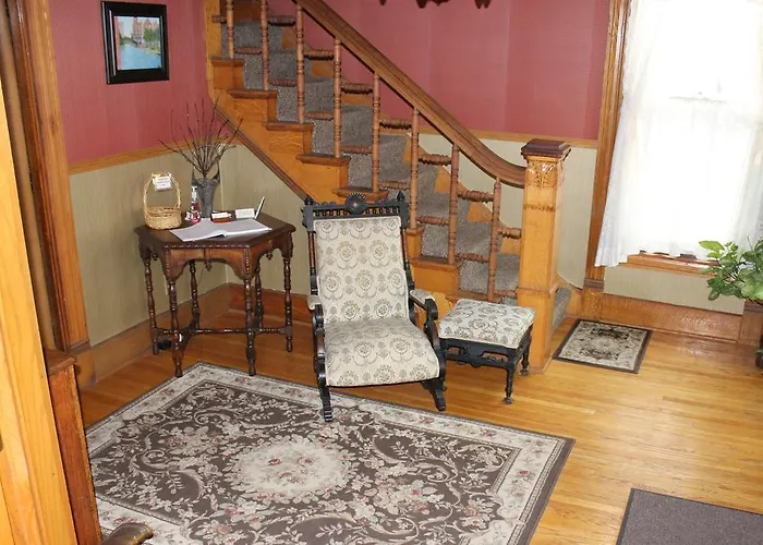 The Harney House Inn